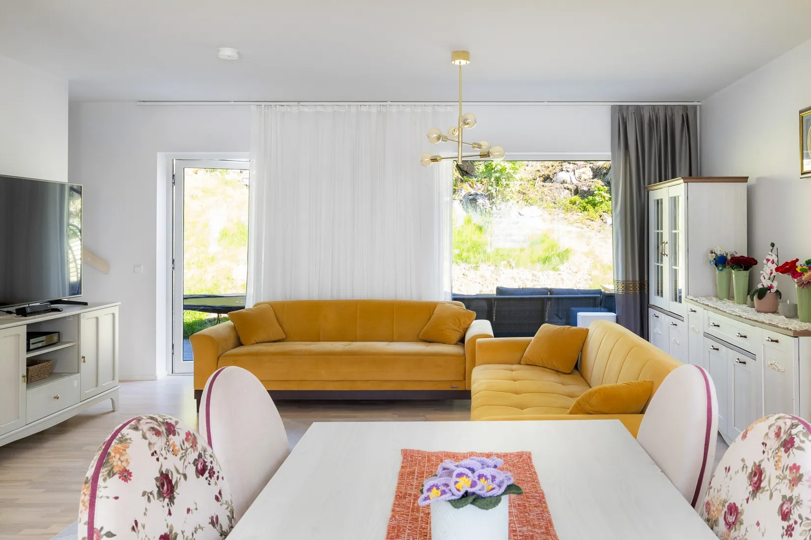 Bostadsrätt, Radhus, Åkerhielms väg 24, Margretelund, Österåker
