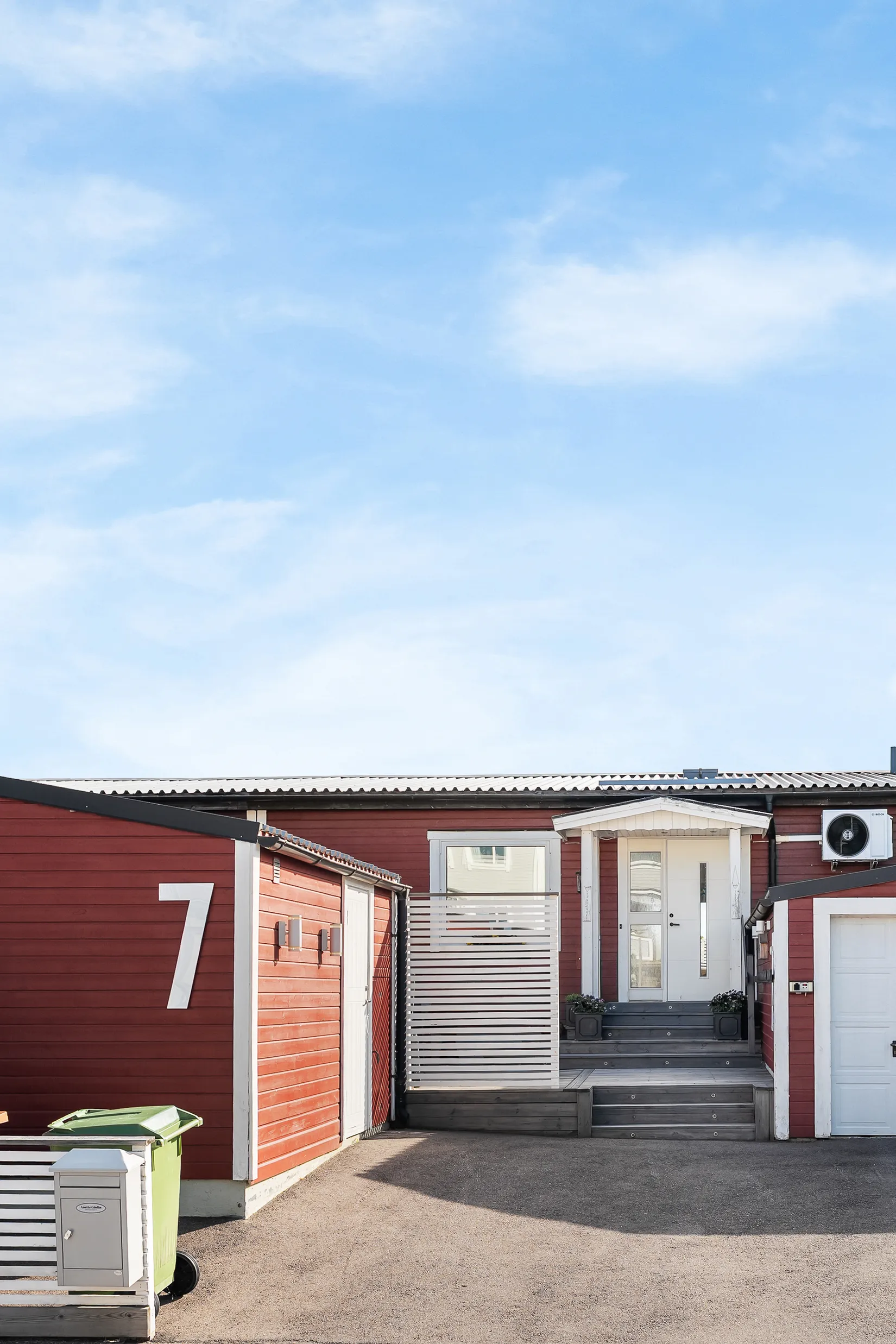 Villa, Radhus, Vävstuguvägen 7, Klockarberget, Sundsvall