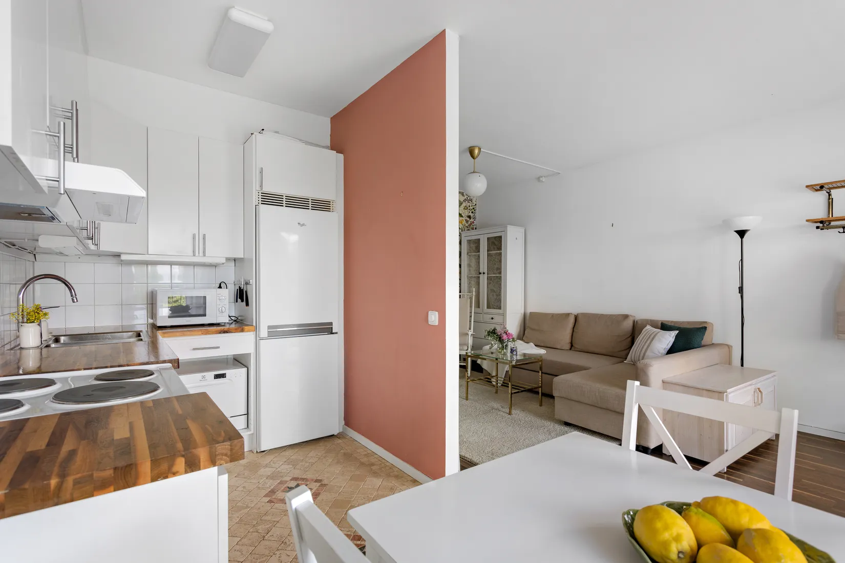Bostadsrätt, Turbingränd 12, entréplan, Kallhäll, Järfälla