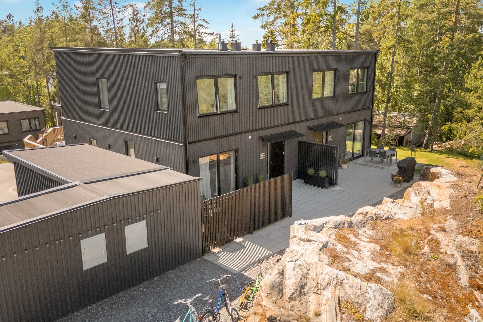 Radhus, Åbroddsvägen 5E, Nacka