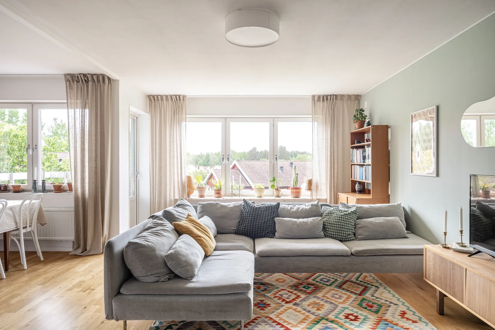 Villa, Radhus, Odlingsvägen 50, Solgårdsgärde, Vallentuna