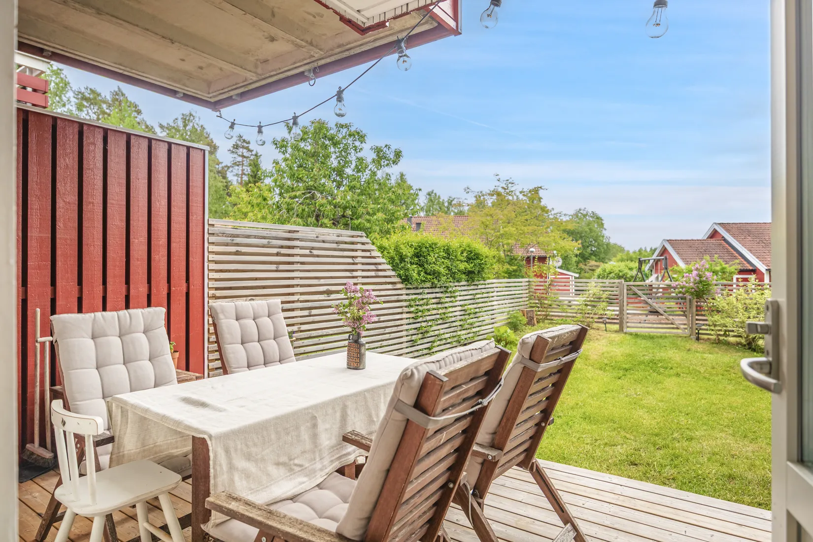 Villa, Radhus, Odlingsvägen 50, Solgårdsgärde, Vallentuna