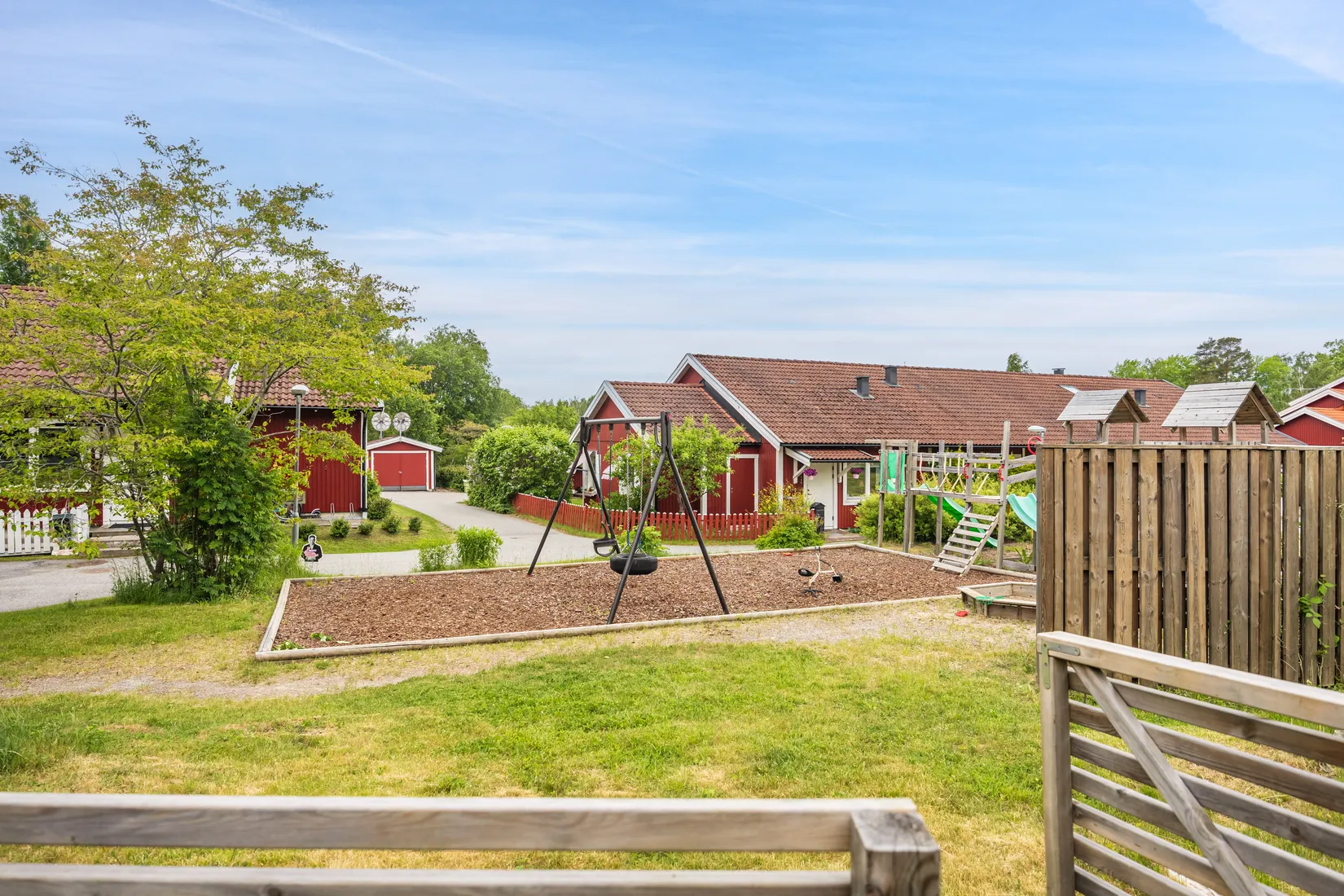Villa, Radhus, Odlingsvägen 50, Solgårdsgärde, Vallentuna