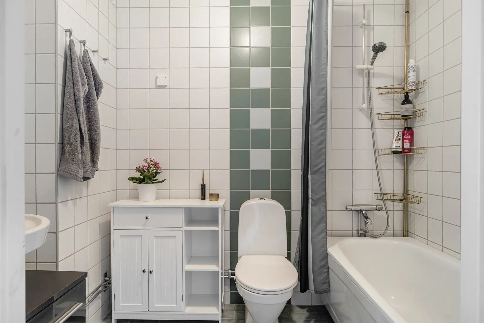 Bostadsrätt, Radhus, Skansbergsvägen 51, Segeltorp, Huddinge