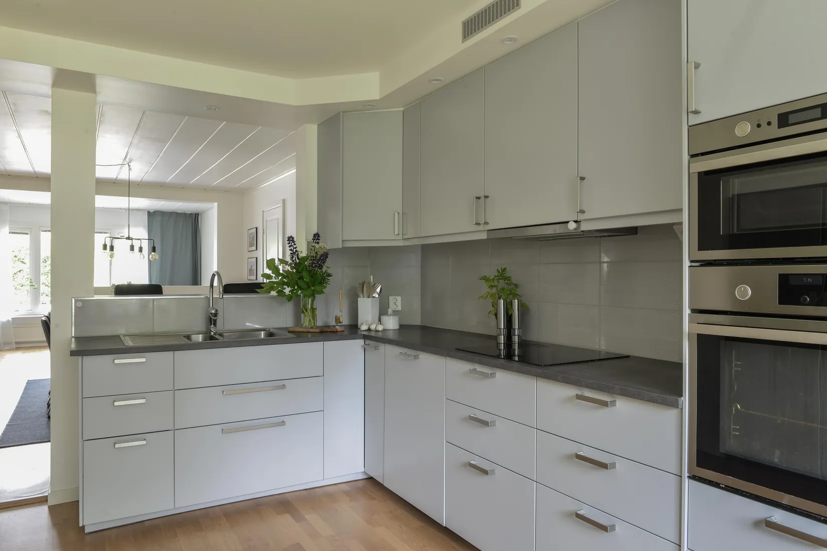 Villa, Sjövretsvägen 7, Kvicksund, Västerås