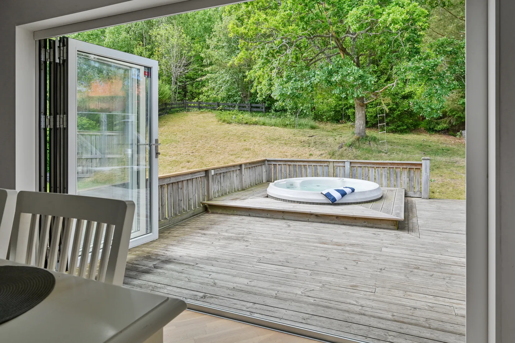 Villa, Radhus, Gullrisvägen 2, Bollstanäs, Upplands Väsby