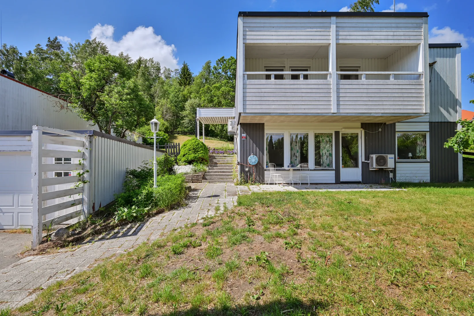 Villa, Radhus, Gullrisvägen 2, Bollstanäs, Upplands Väsby