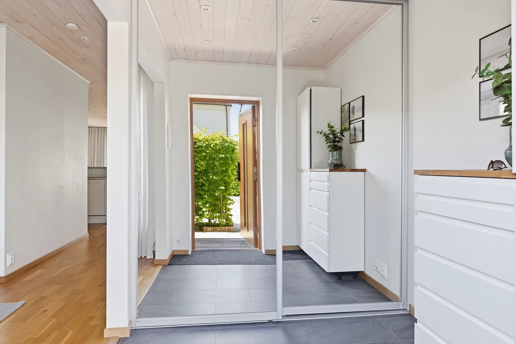 Villa, Radhus, Våtmarksvägen 6, Järvastaden, Solna