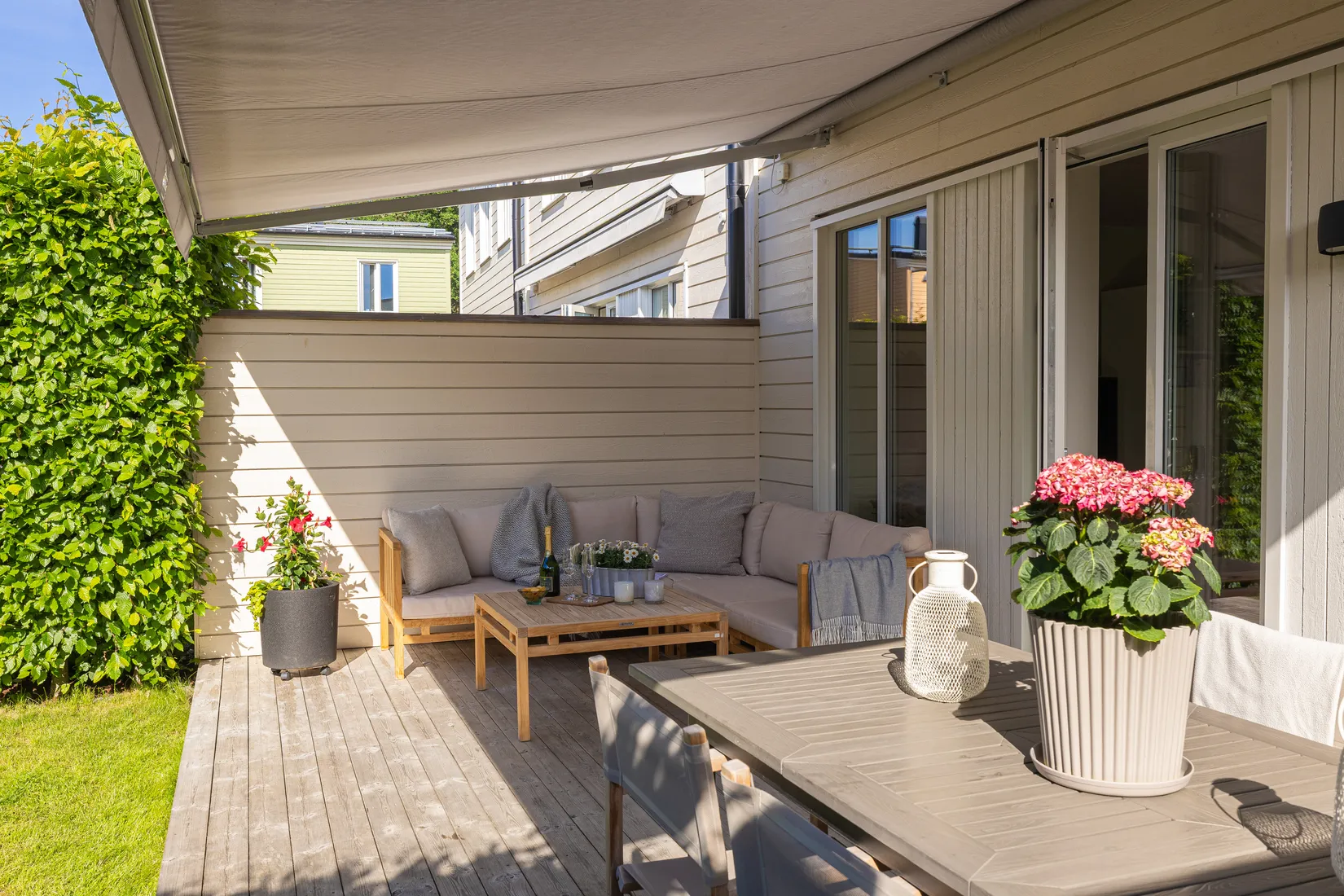 Villa, Radhus, Våtmarksvägen 6, Järvastaden, Solna