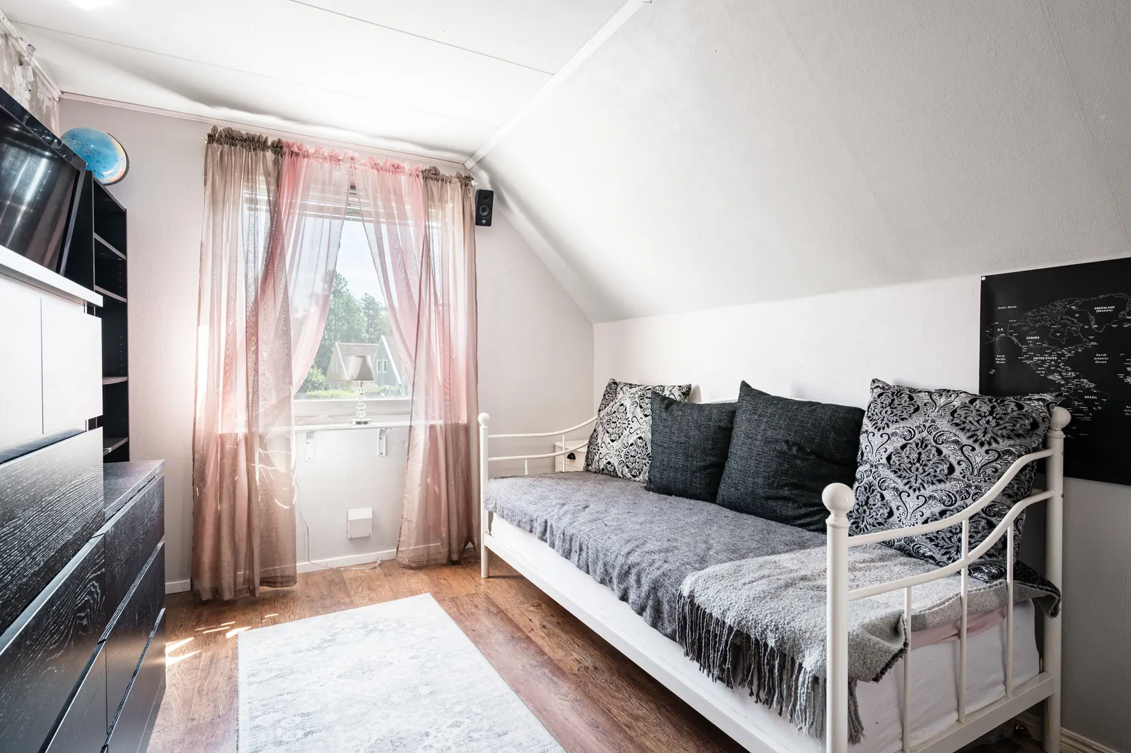 Villa, Sammetsvägen 1, Kungsängen/Brunna, Upplands-Bro