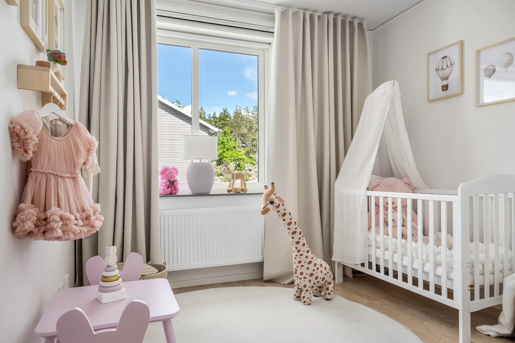 Radhus, Blåsippsvägen 35B, Svärtinge skogsbacke, Norrköping