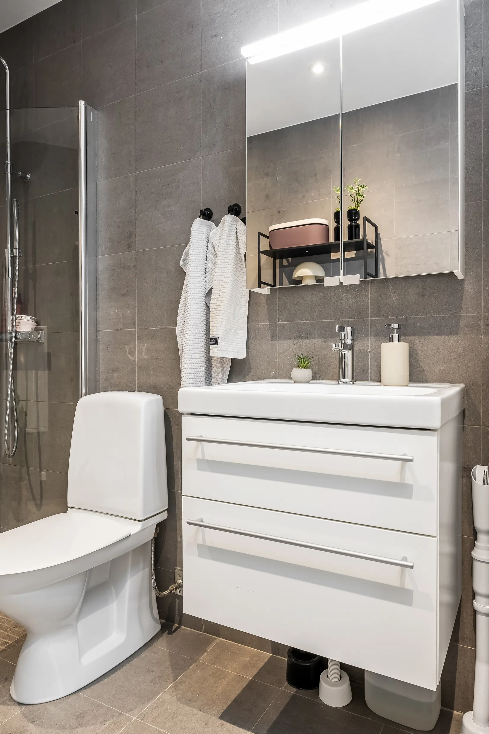 Radhus, Blåsippsvägen 35B, Svärtinge skogsbacke, Norrköping