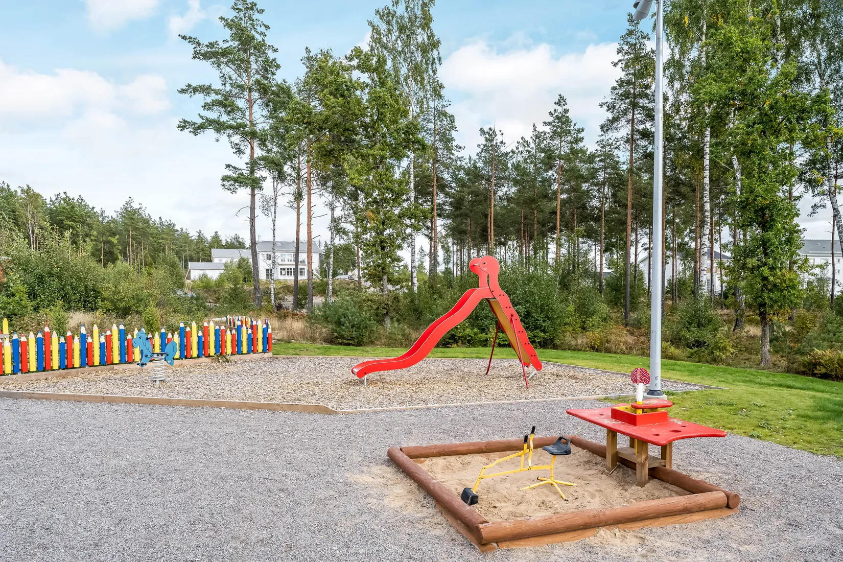 Radhus, Blåsippsvägen 35B, Svärtinge skogsbacke, Norrköping
