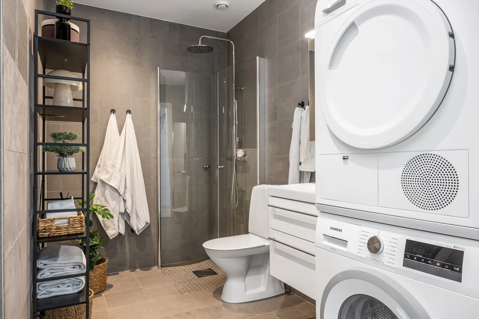 Radhus, Blåsippsvägen 35B, Svärtinge skogsbacke, Norrköping