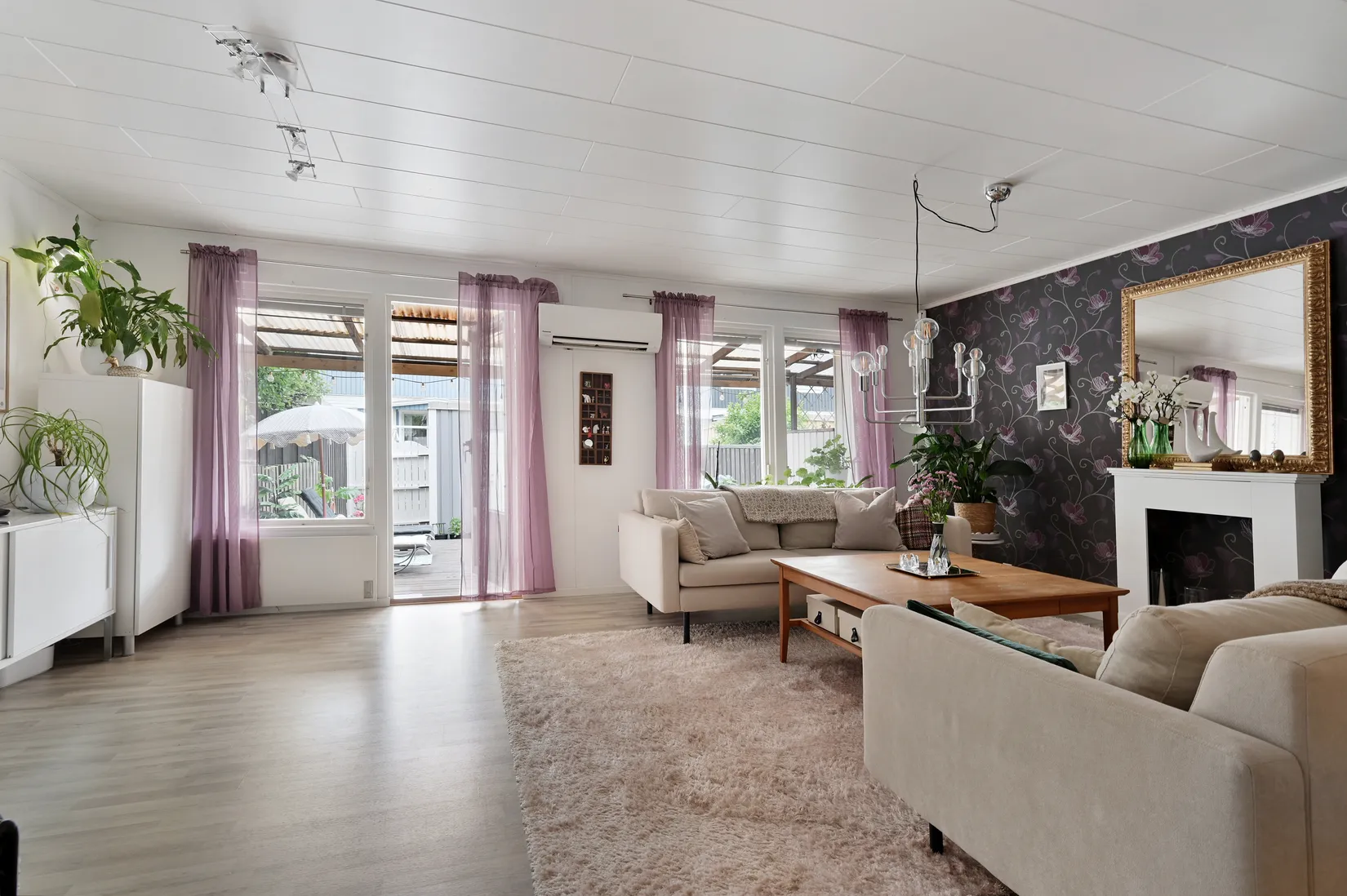 Villa, Radhus, Capellavägen 22, Skälby, Järfälla