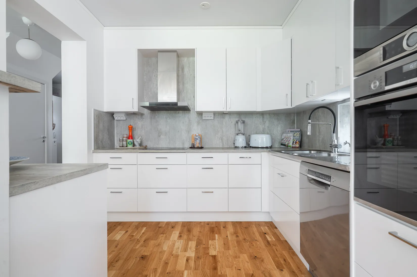 Bostadsrätt, Radhus, Lövsångarvägen 33A, Margretelund, Österåker