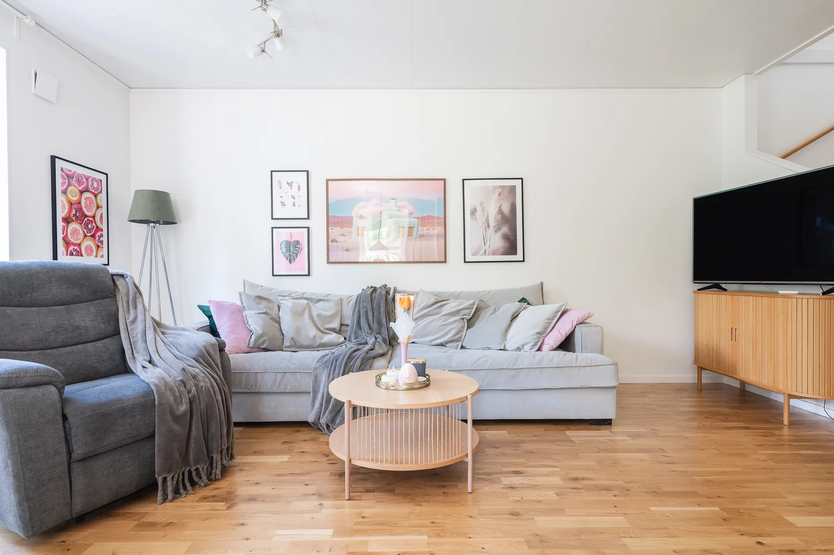 Bostadsrätt, Radhus, Lövsångarvägen 33A, Margretelund, Österåker