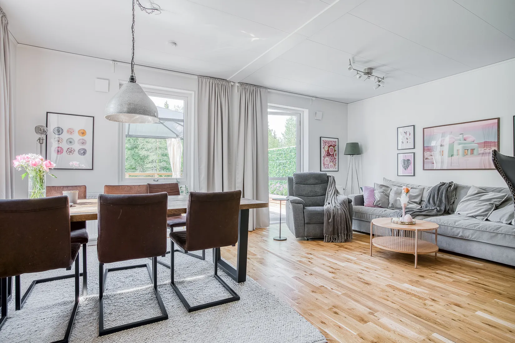 Bostadsrätt, Radhus, Lövsångarvägen 33A, Margretelund, Österåker