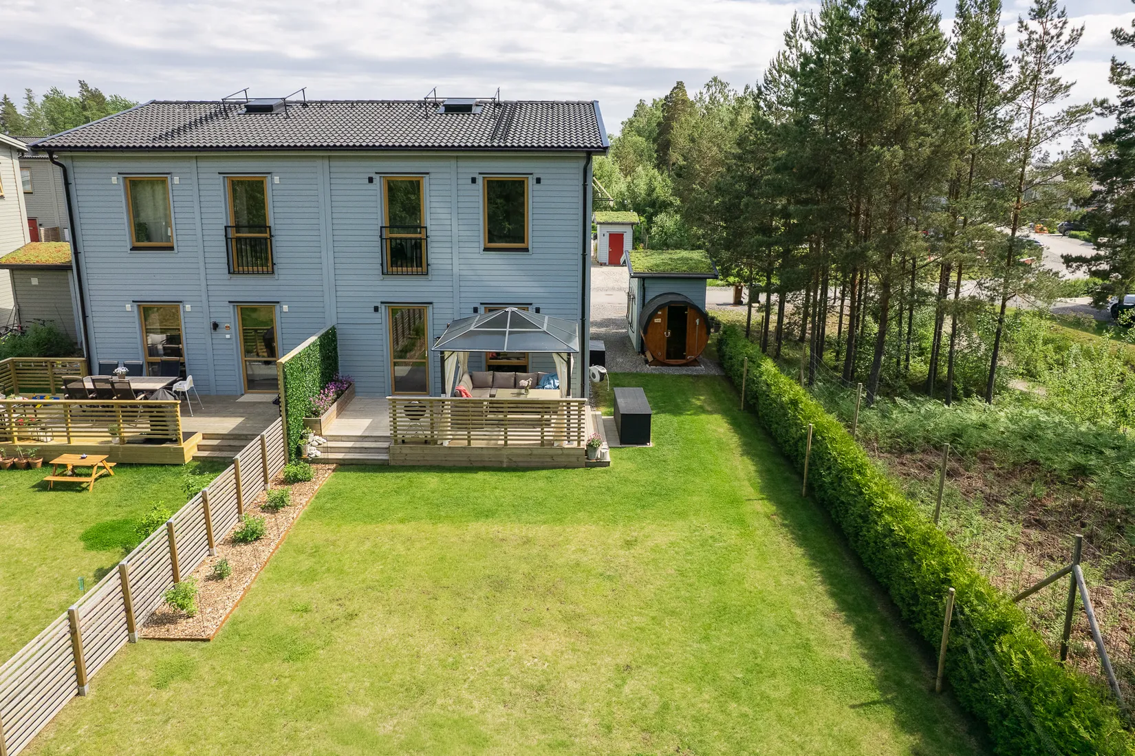 Bostadsrätt, Radhus, Lövsångarvägen 33A, Margretelund, Österåker