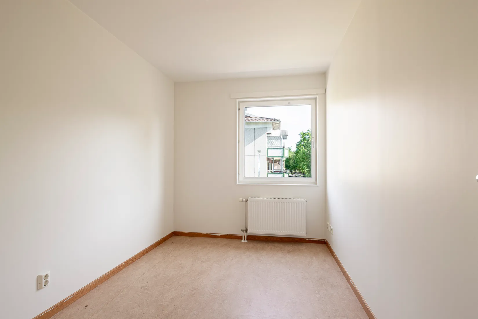 Villa, Lövsångargatan 17, Råby, Västerås