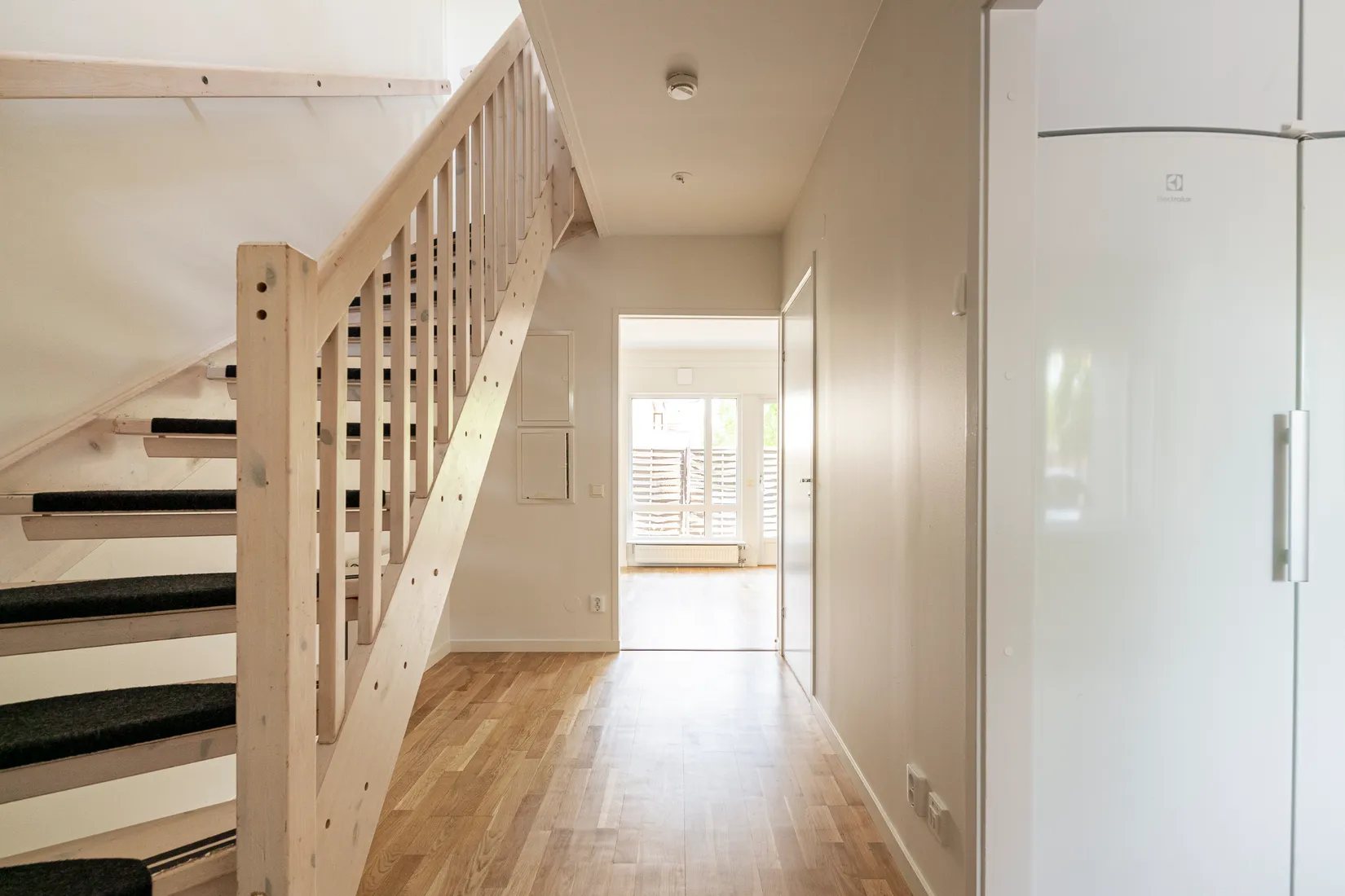 Villa, Lövsångargatan 17, Råby, Västerås