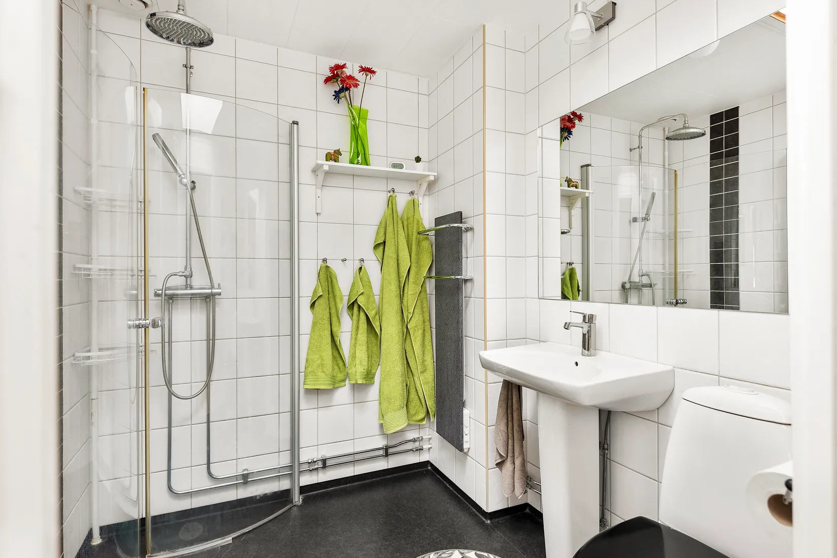 Radhus, Hyttgatan 39 L, Centrum, Sala