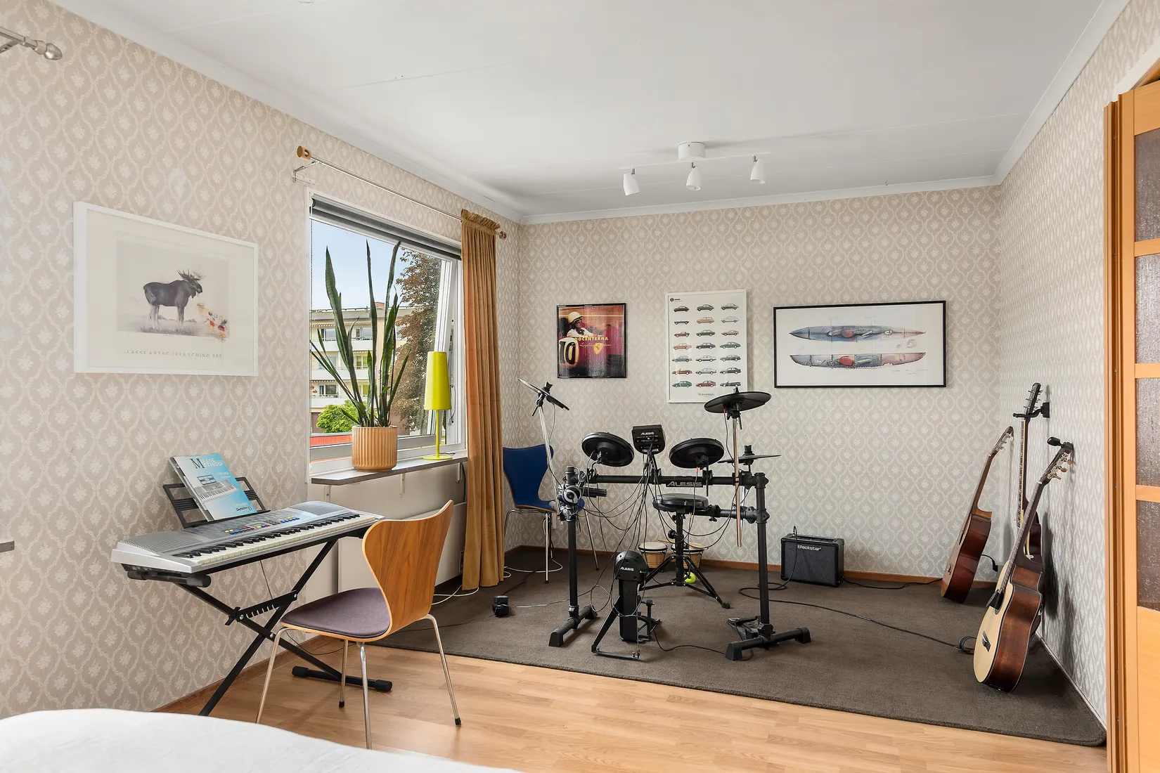 Radhus, Hyttgatan 39 L, Centrum, Sala