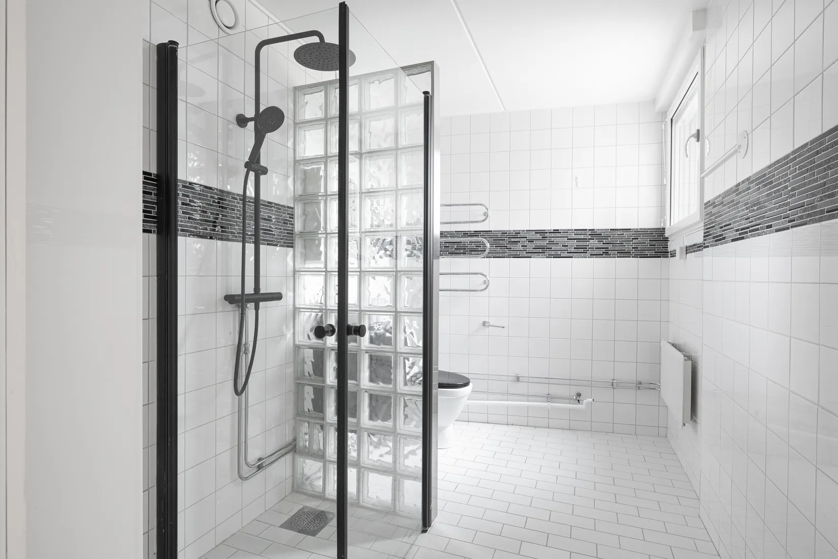 Bostadsrätt, Åkerbyvägen 86, Täby Centrum, Täby
