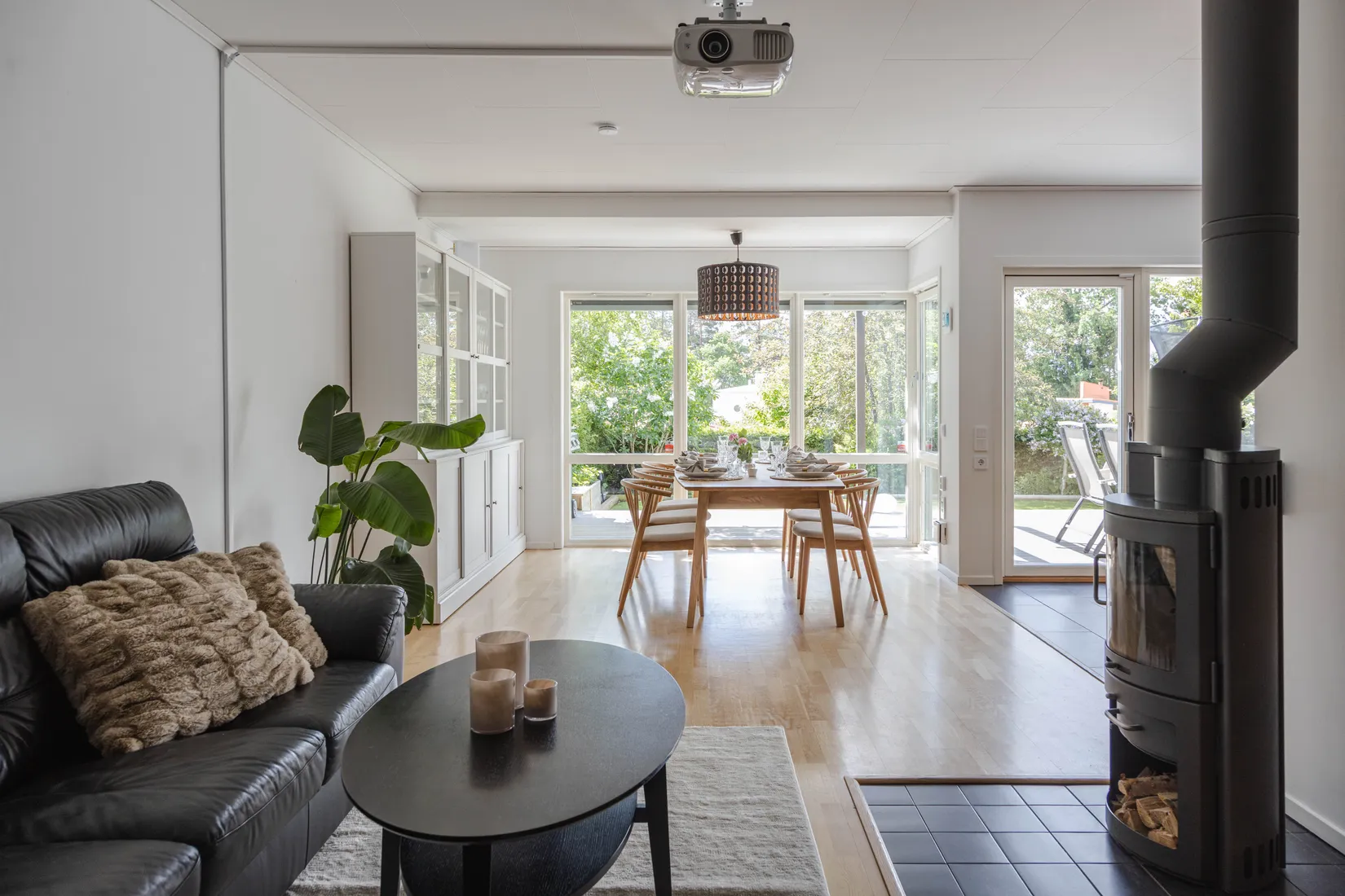 Villa, Mastvägen 50, Framnäs, Västerås