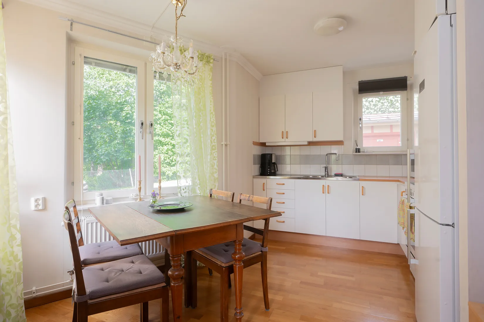 Bostadsrätt, Byalagsvägen 18, Centrala Stuvsta, Huddinge
