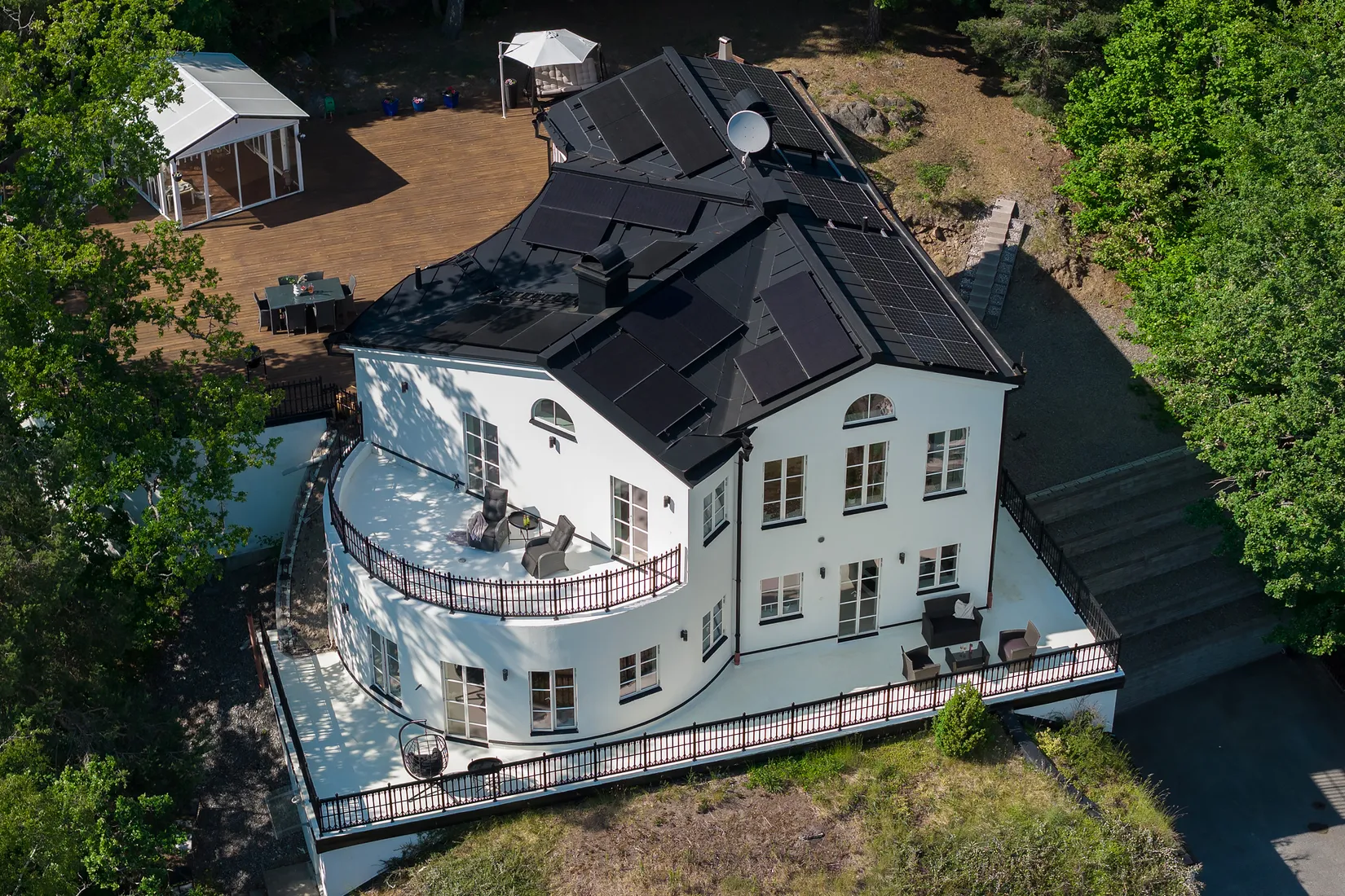 Villa, Rotnäsvägen 39, Hörningsnäs - intill sjön Trehörningen, Huddinge