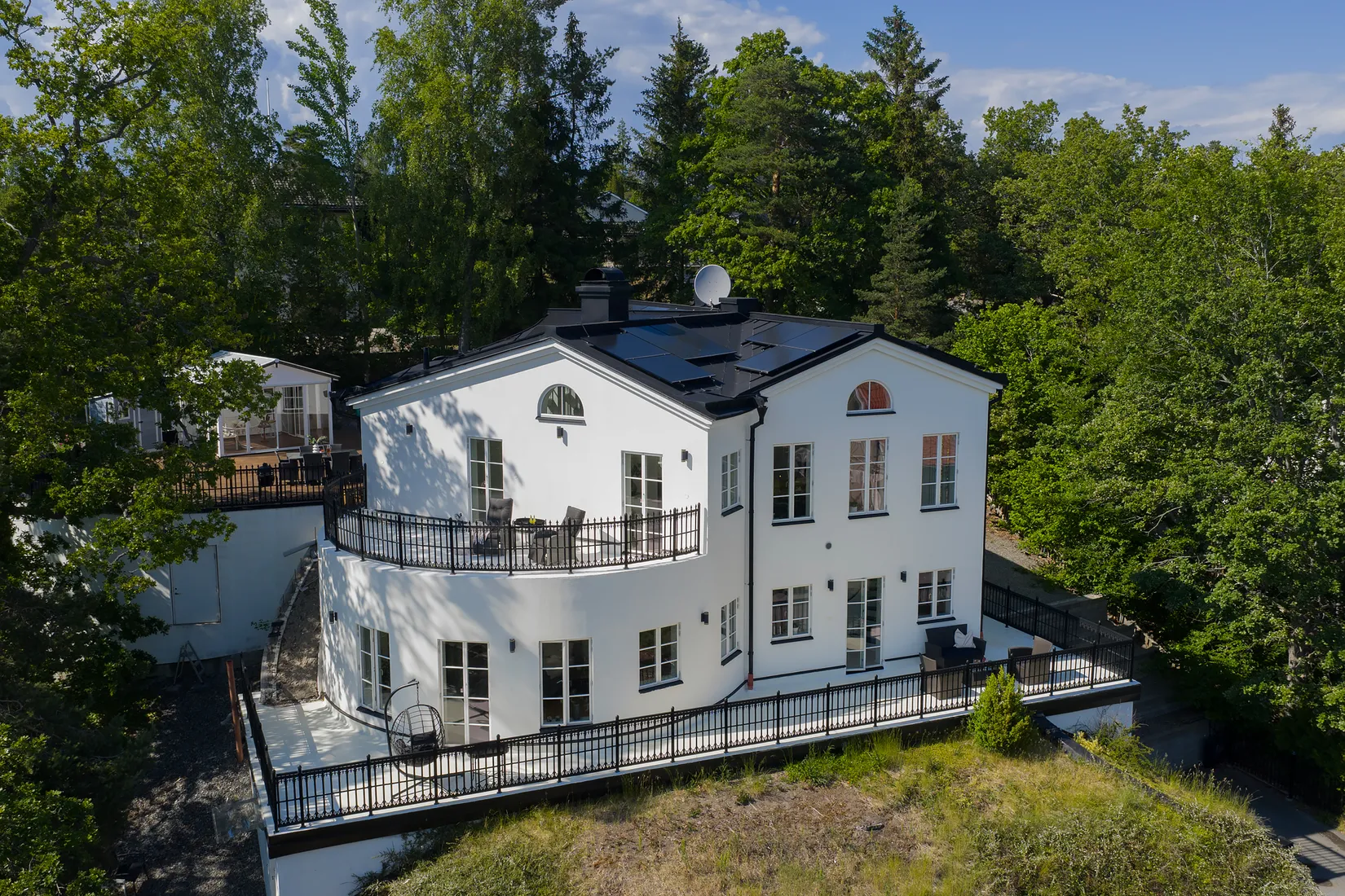 Villa, Rotnäsvägen 39, Hörningsnäs - intill sjön Trehörningen, Huddinge