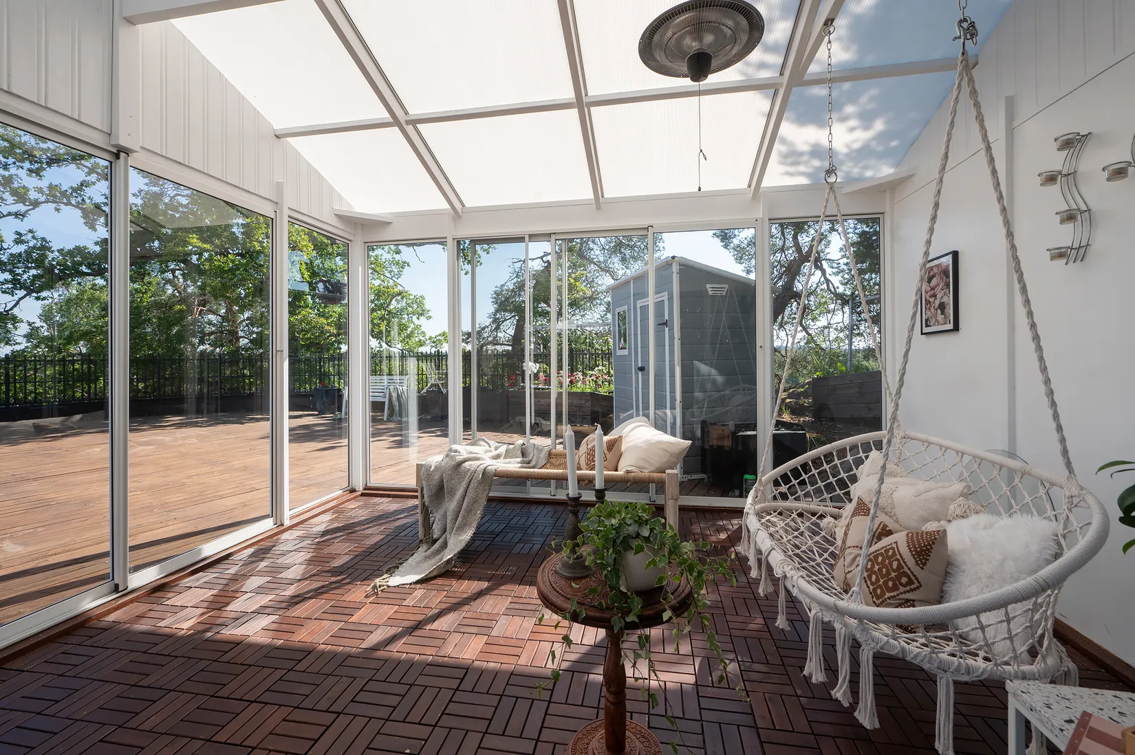 Villa, Rotnäsvägen 39, Hörningsnäs - intill sjön Trehörningen, Huddinge