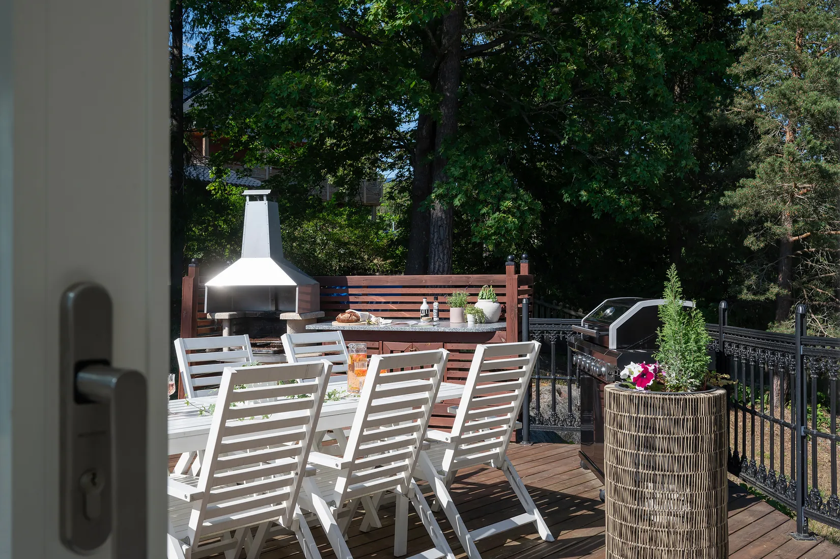 Villa, Rotnäsvägen 39, Hörningsnäs - intill sjön Trehörningen, Huddinge