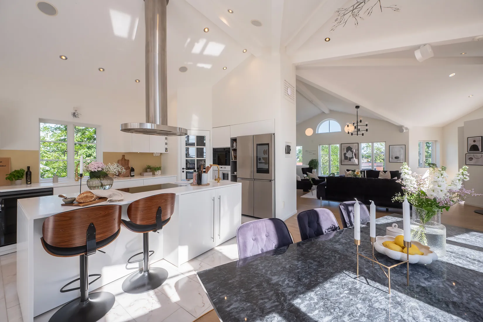 Villa, Rotnäsvägen 39, Hörningsnäs - intill sjön Trehörningen, Huddinge