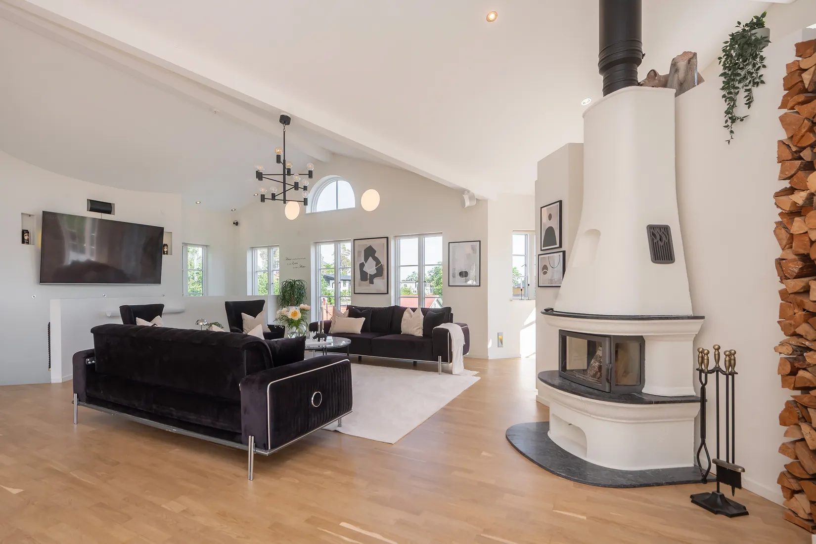 Villa, Rotnäsvägen 39, Hörningsnäs - intill sjön Trehörningen, Huddinge