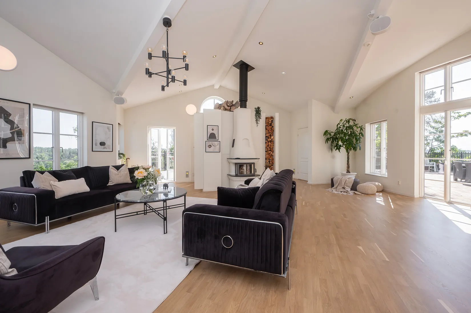 Villa, Rotnäsvägen 39, Hörningsnäs - intill sjön Trehörningen, Huddinge
