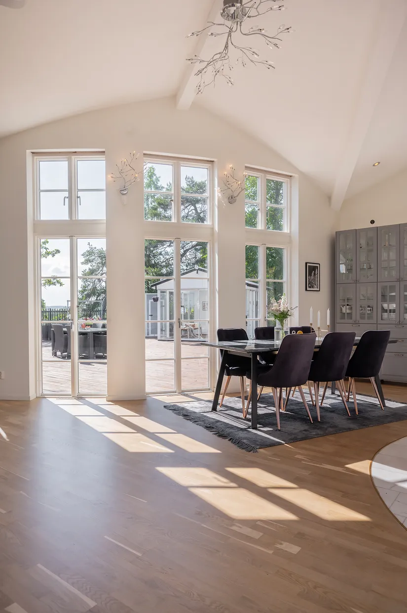 Villa, Rotnäsvägen 39, Hörningsnäs - intill sjön Trehörningen, Huddinge