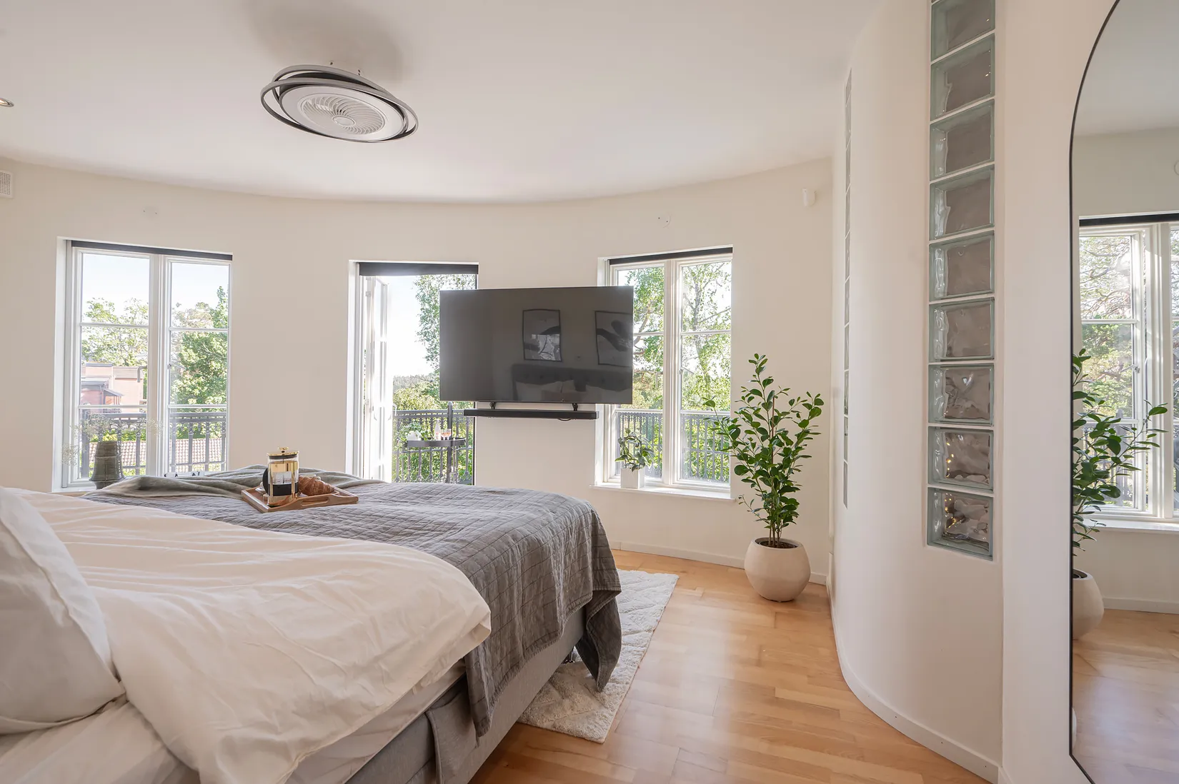 Villa, Rotnäsvägen 39, Hörningsnäs - intill sjön Trehörningen, Huddinge