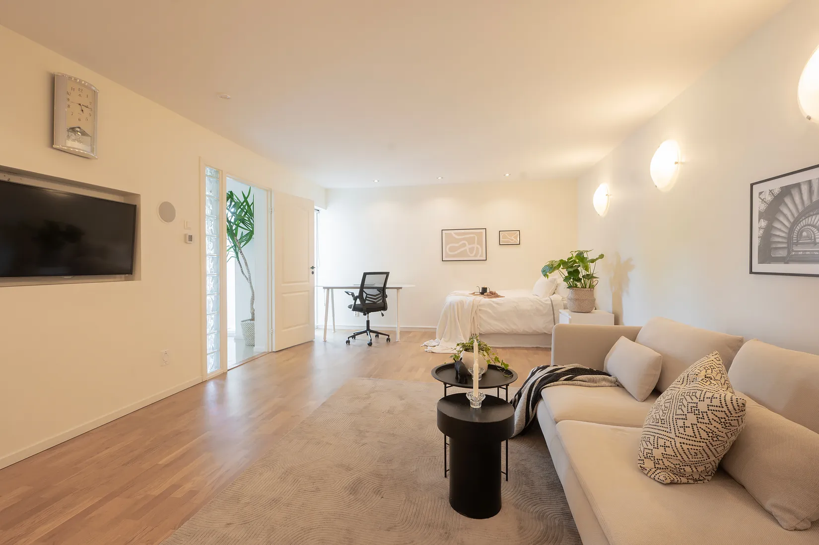 Villa, Rotnäsvägen 39, Hörningsnäs - intill sjön Trehörningen, Huddinge