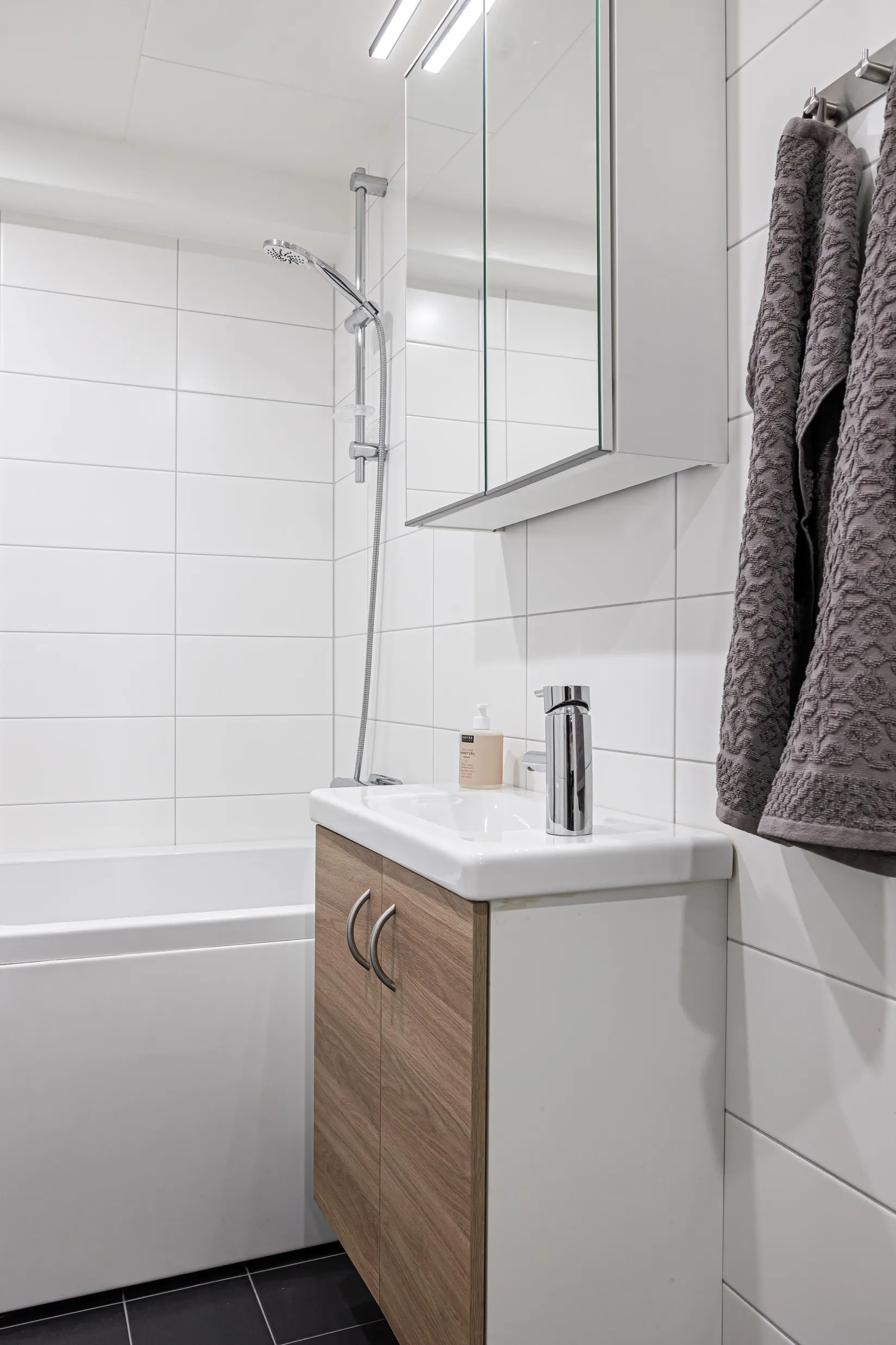 Villa, Björkstagatan 8, Skiljebo, Västerås