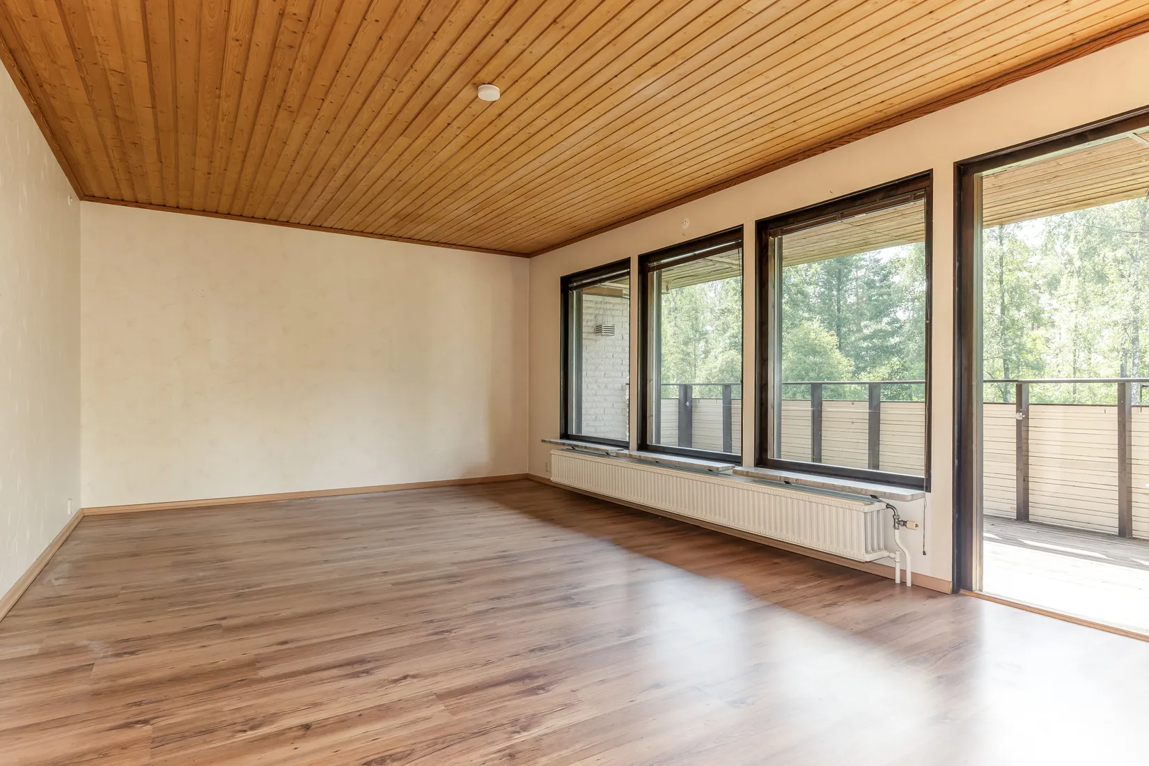 Villa, Kornvägen 14, SMEDJEBACKEN Skjutbaneområdet, Smedjebacken