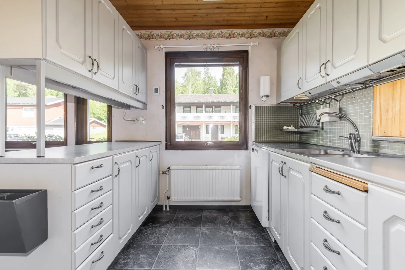 Villa, Kornvägen 14, SMEDJEBACKEN Skjutbaneområdet, Smedjebacken