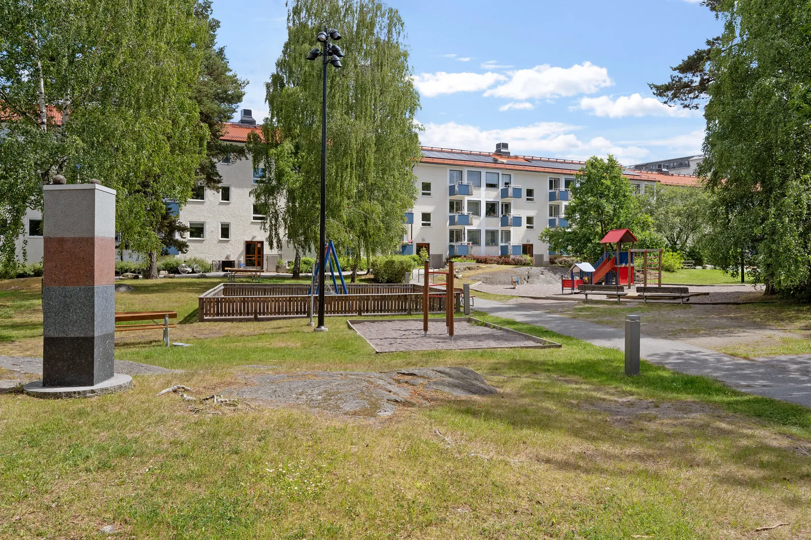 Bostadsrätt, Kubbegatan 33, Sköndals Centrum, Stockholm