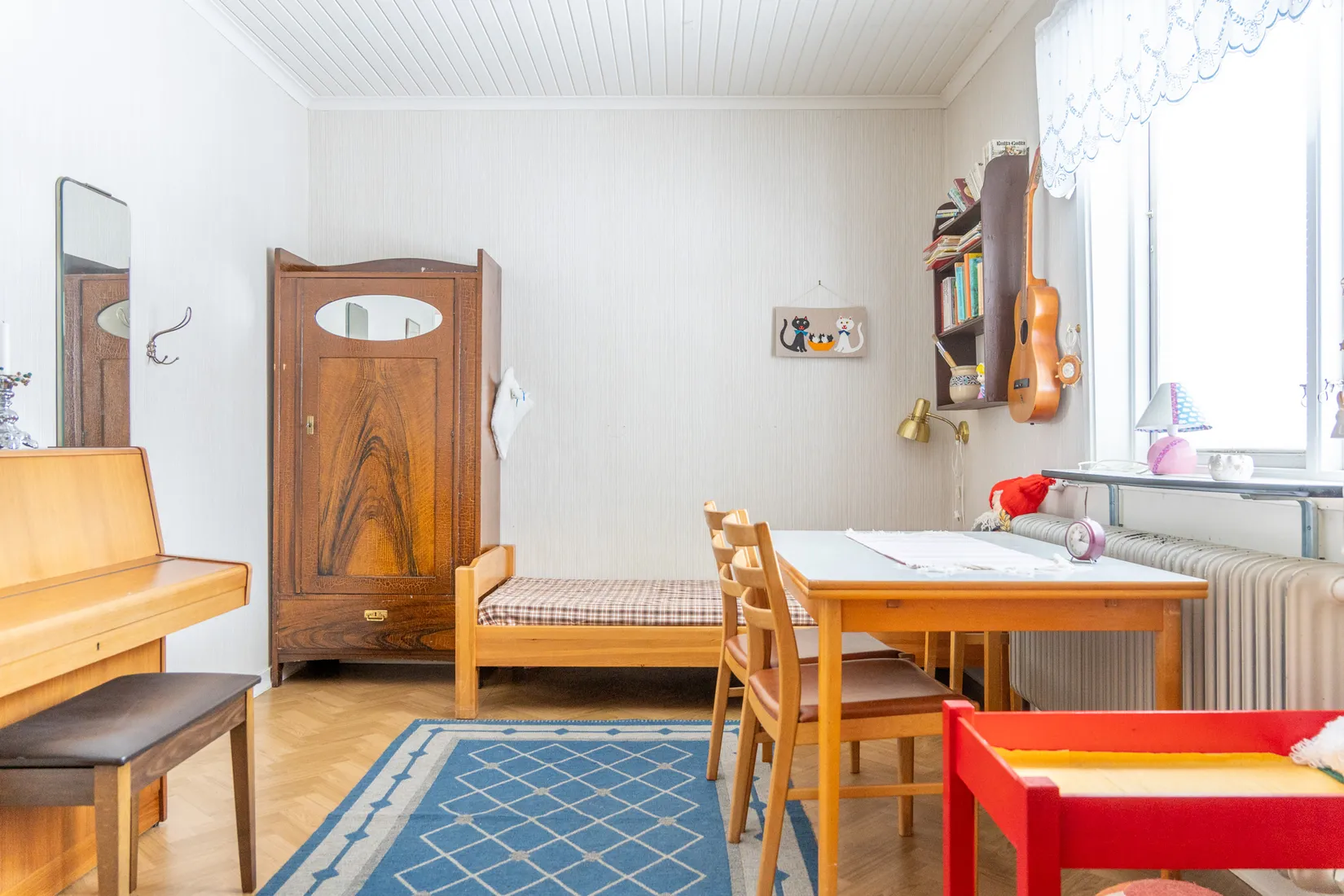 Villa, Vacker fastighet omgivet av frodande grönska, Jokkmokk