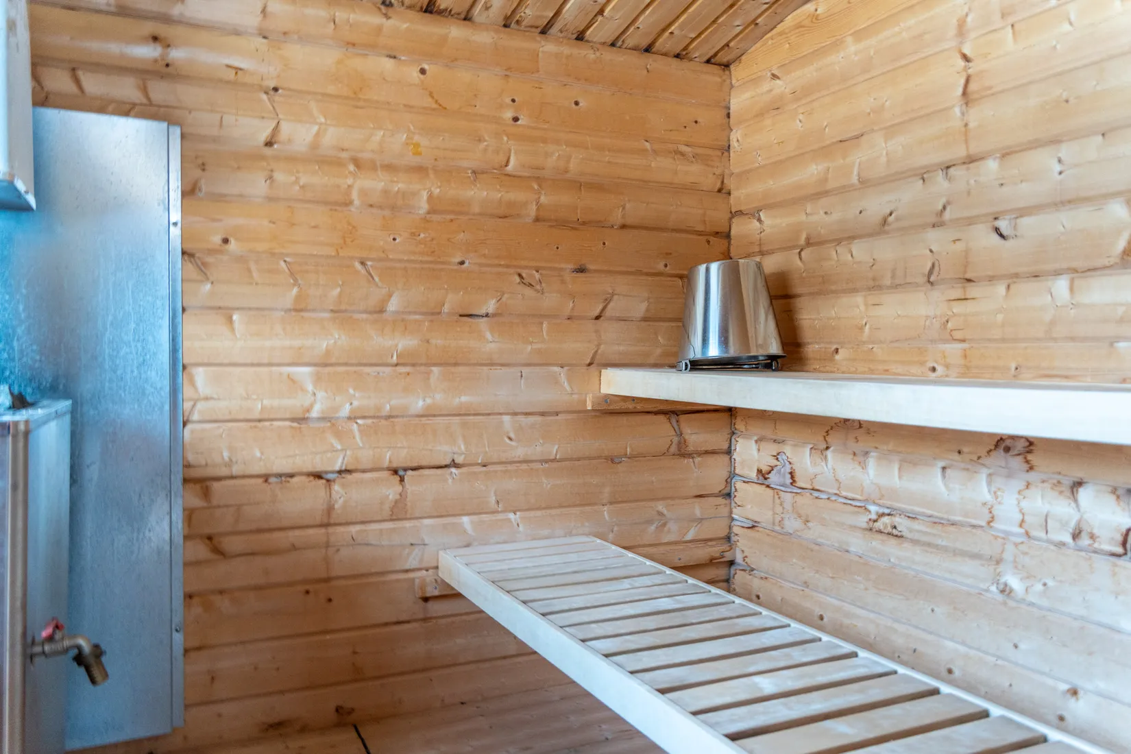 Villa, Vacker fastighet omgivet av frodande grönska, Jokkmokk