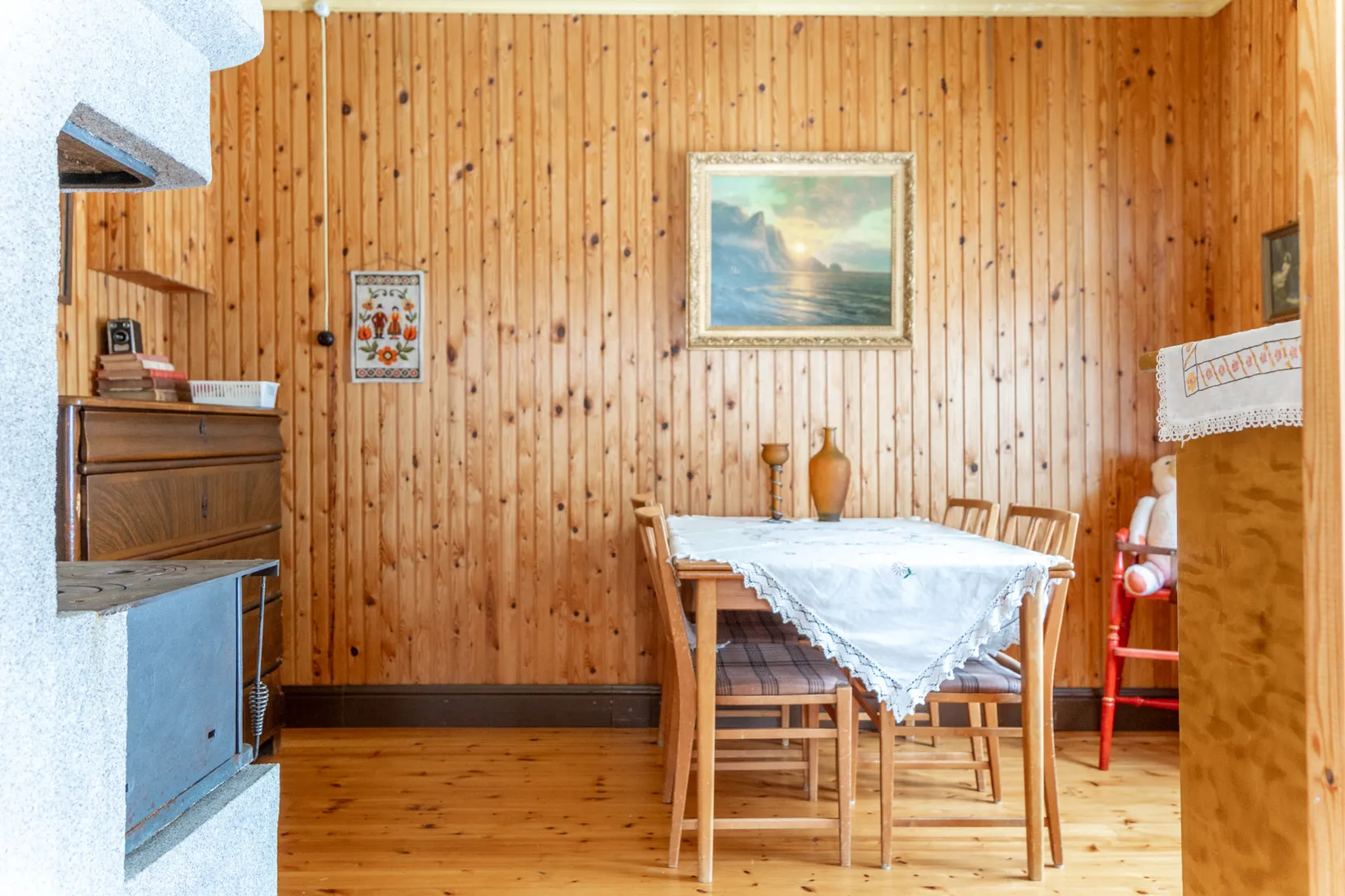Villa, Vacker fastighet omgivet av frodande grönska, Jokkmokk