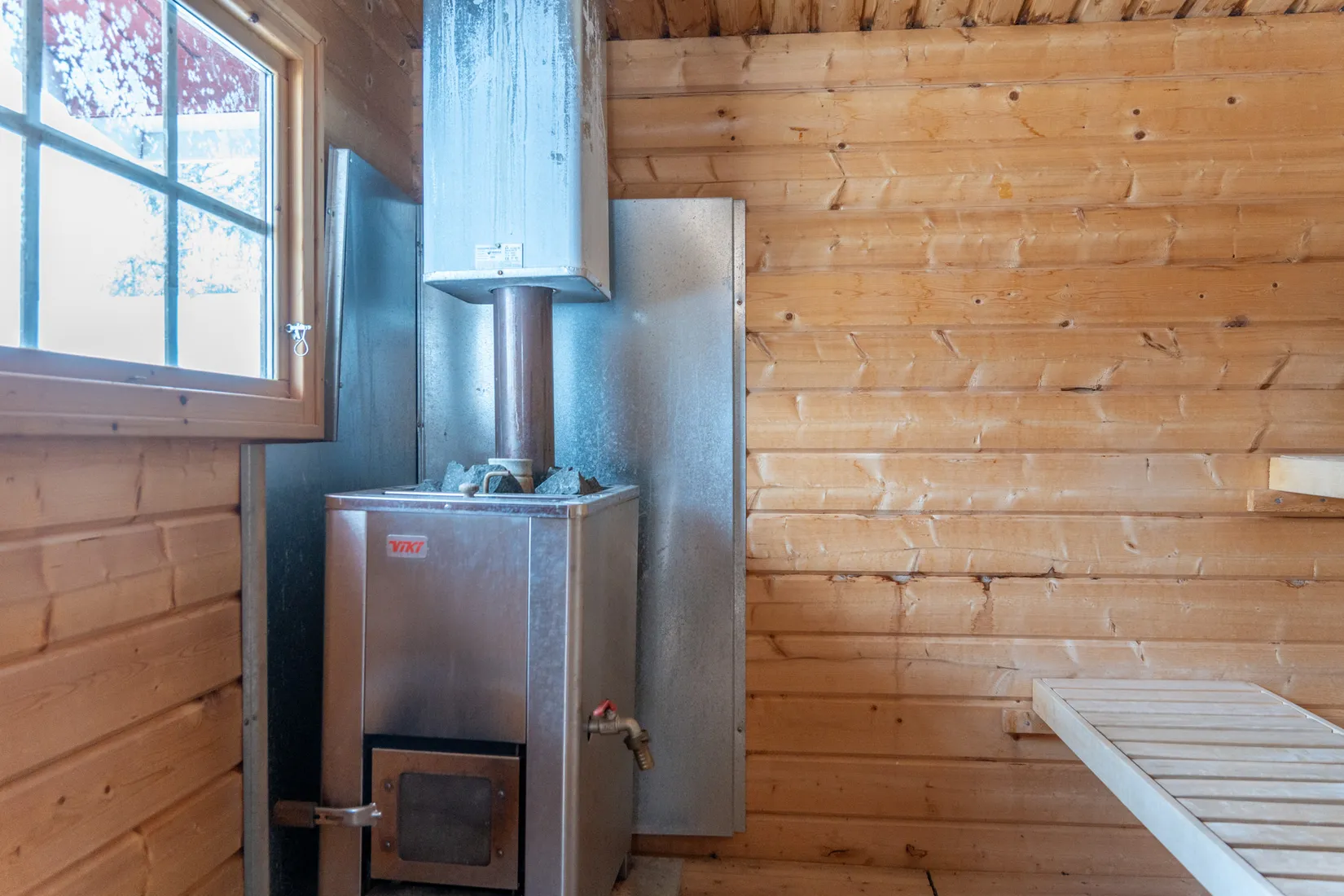 Villa, Vacker fastighet omgivet av frodande grönska, Jokkmokk