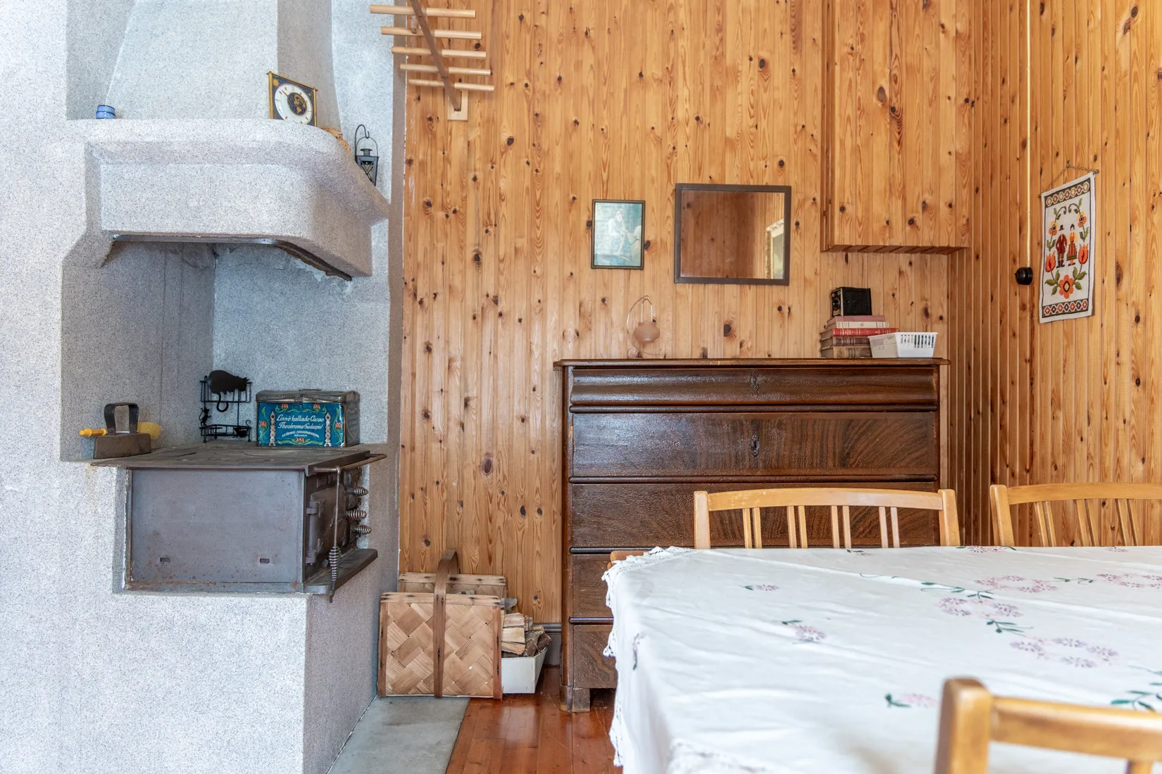 Villa, Vacker fastighet omgivet av frodande grönska, Jokkmokk