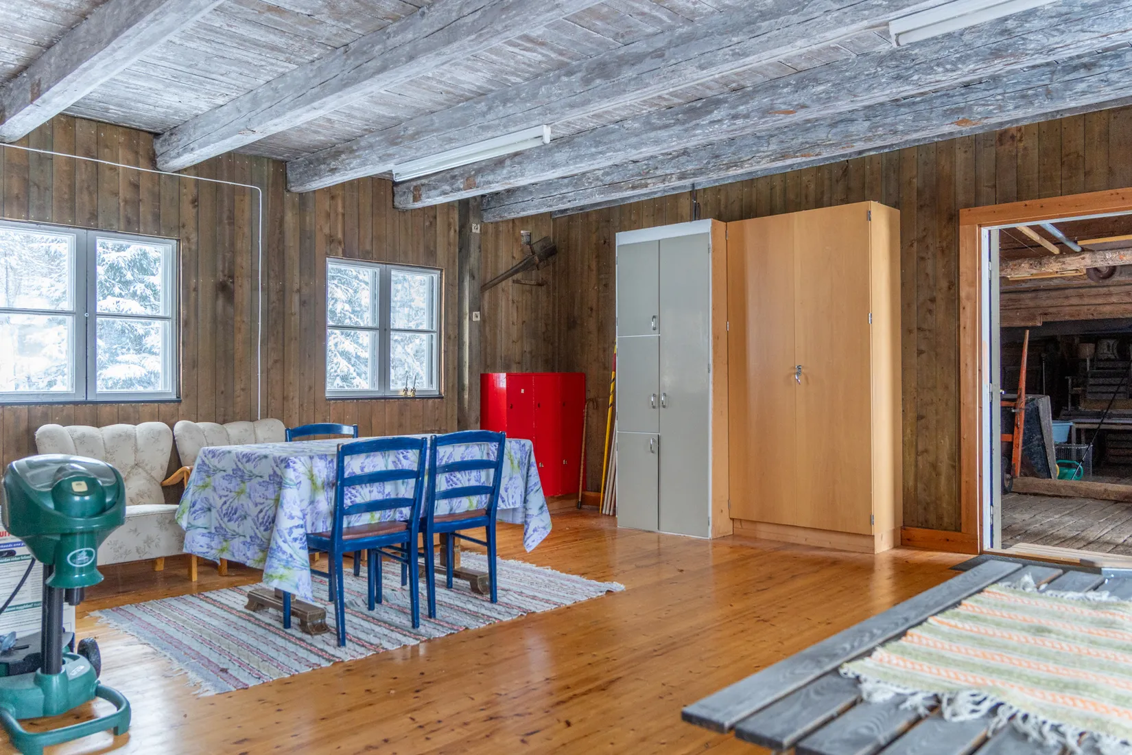 Villa, Vacker fastighet omgivet av frodande grönska, Jokkmokk